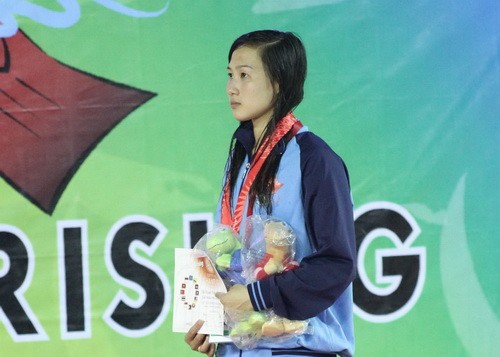 Dương Thị Huyền Trang giành HCV môn lặn.